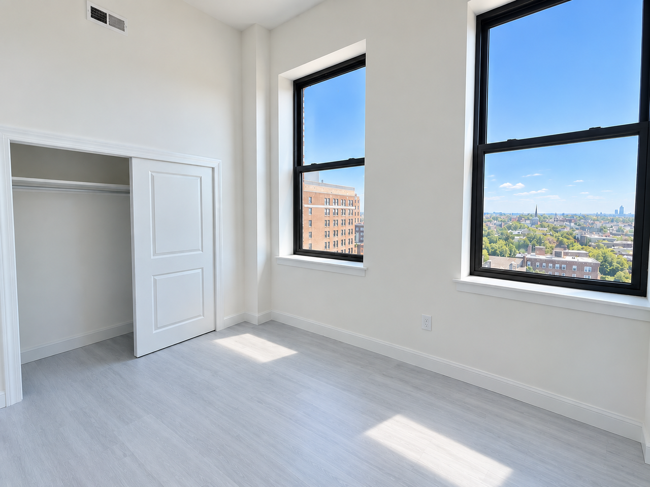333 S Broad Street - Photo 3 of 8