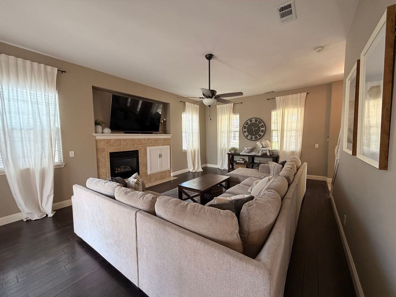 1410 Raspberry Ave - Photo 7 of 25