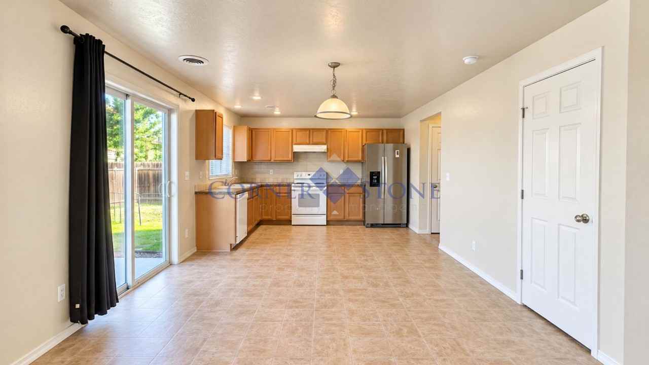 916 E Ontem St - Photo 5 of 26
