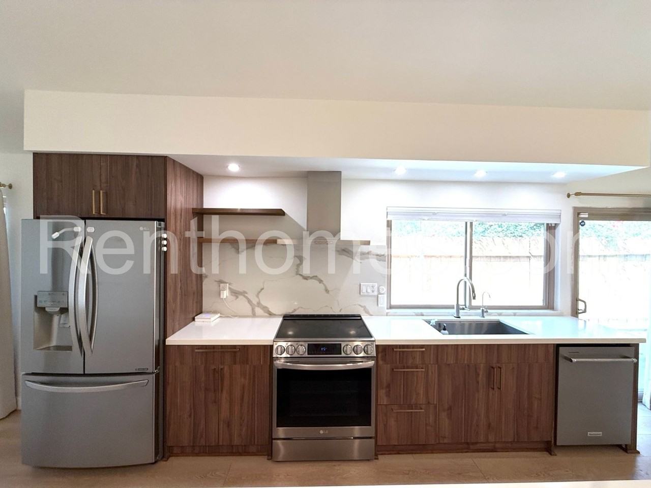 11040 Negley Ave - Photo 6 of 29