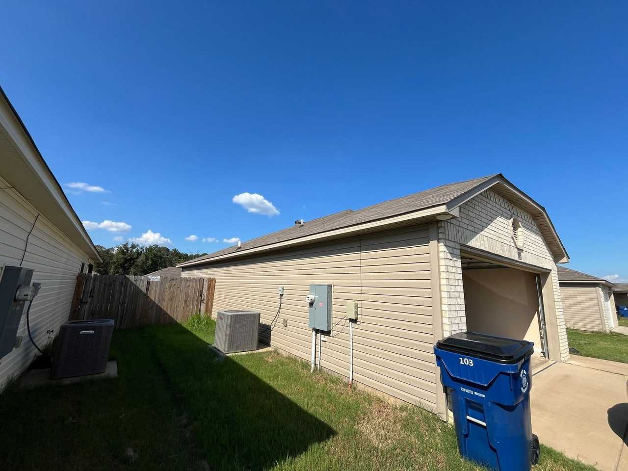 103 Jo Park Ln - Photo 3 of 37