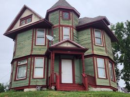 featured image of 603 Leclaire St