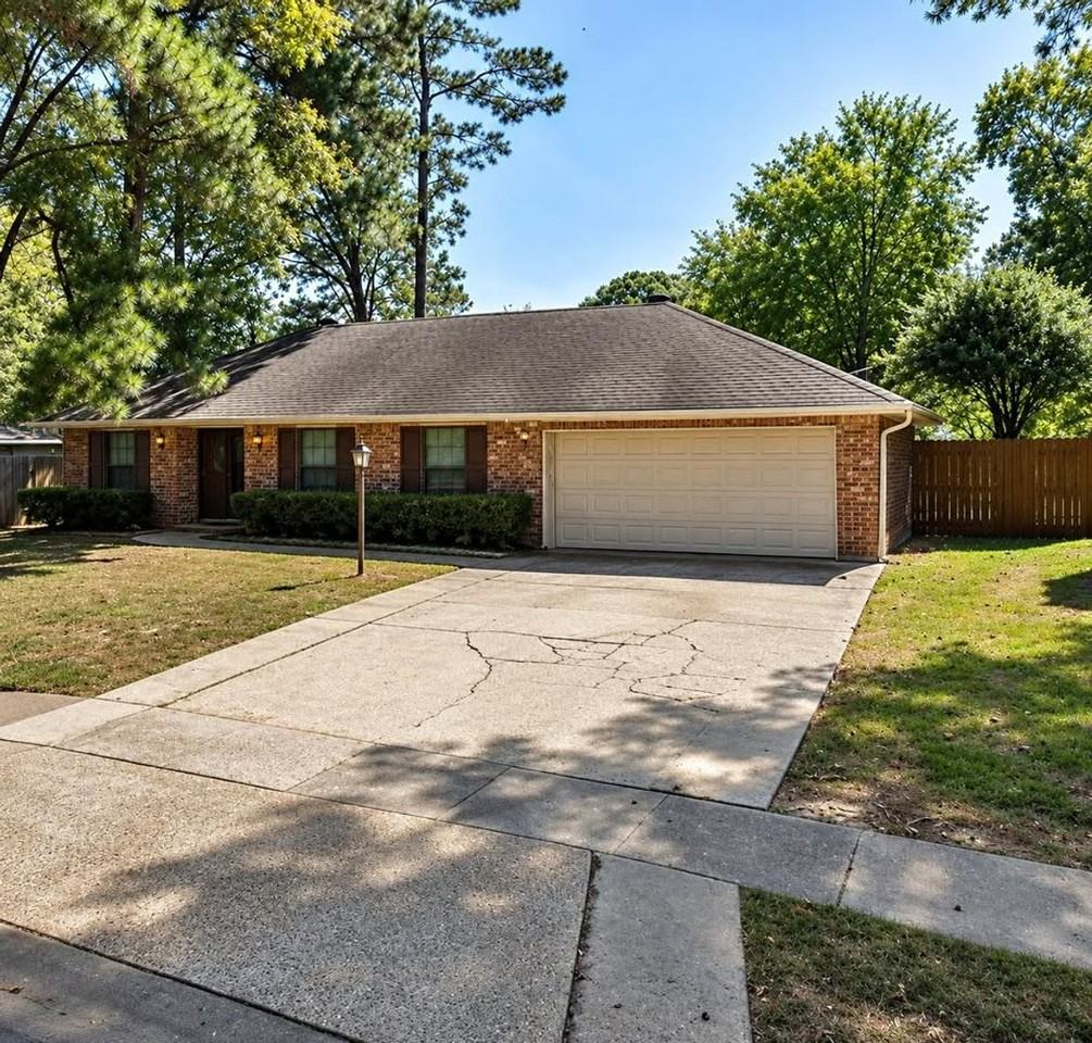 2907 Salem Dr
