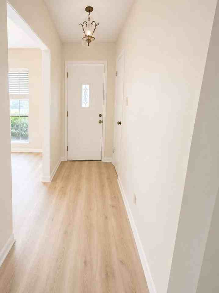 2907 Salem Dr - Photo 4 of 7