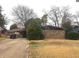 featured image of 222 Brookbriar Dr
