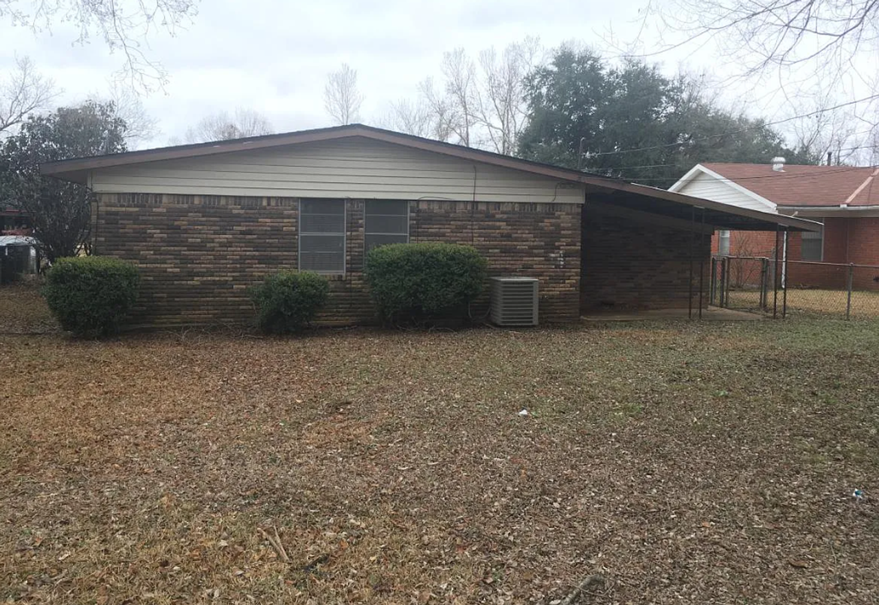 222 Brookbriar Dr - Photo 2 of 2
