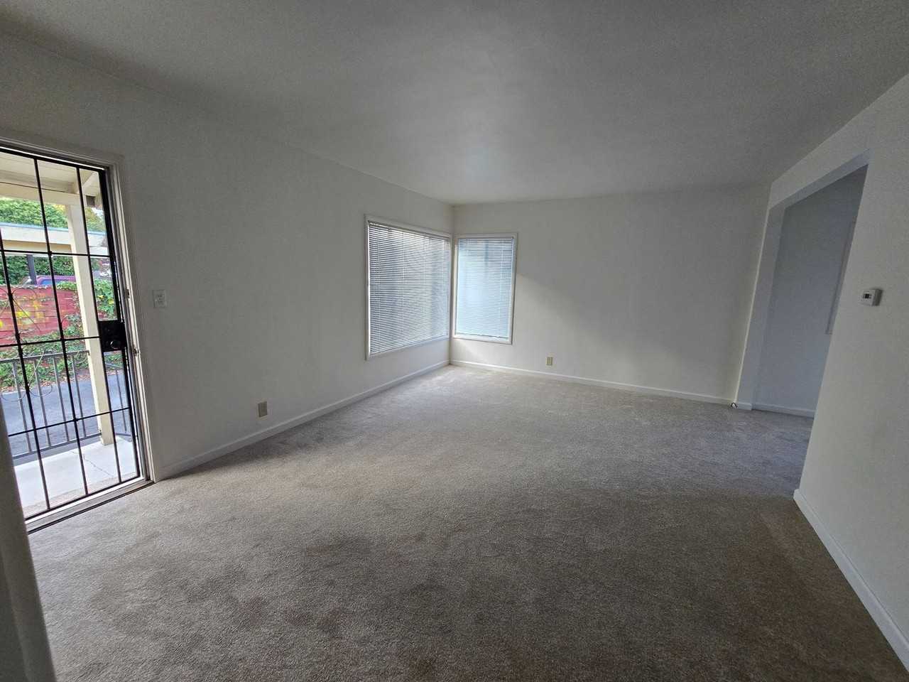 1664 San Benito St - Photo 3 of 9