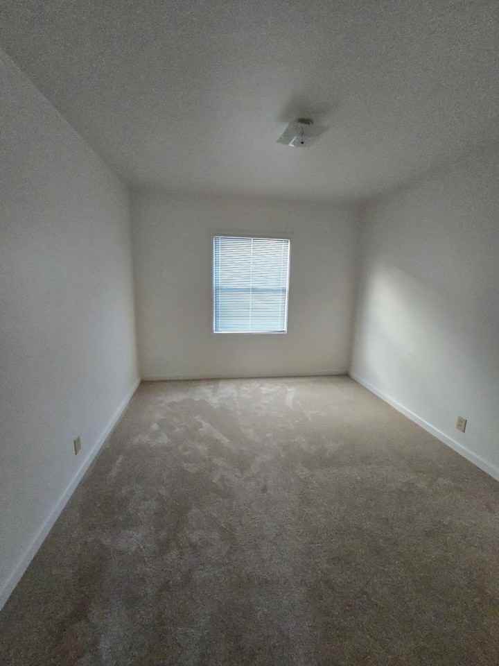 1664 San Benito St - Photo 7 of 9