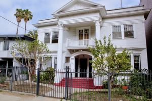 featured image of 930 Albany St