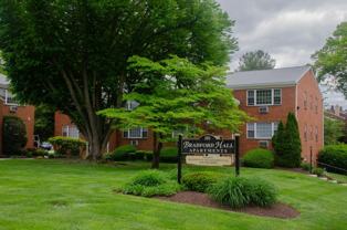 Bradford Hall Apartments - Photo 1 of 1