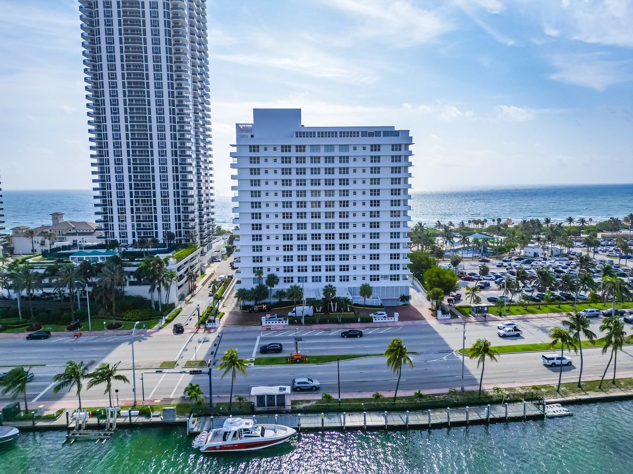 4747 Collins Avenue #1510 - Photo 4 of 30