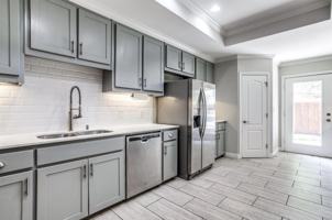 featured image of 3820 Oaklawn Dr #NA