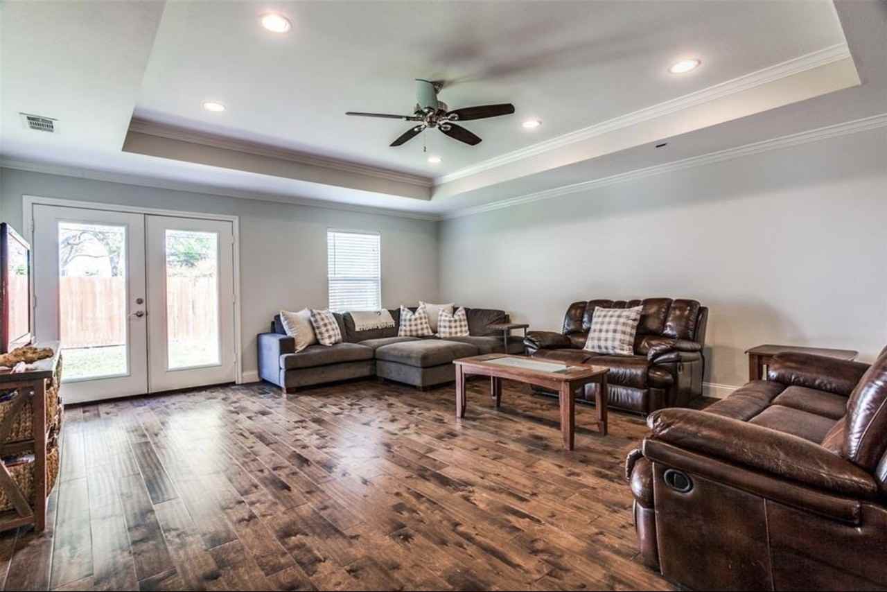 3820 Oaklawn Dr #NA - Photo 4 of 12