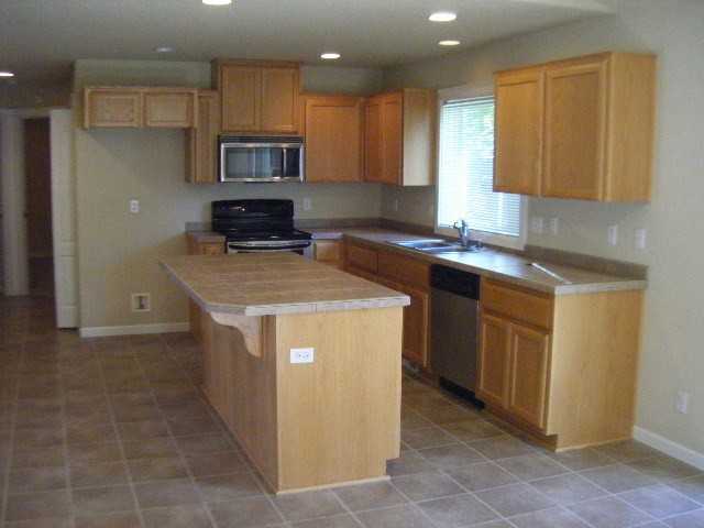 7011 Ne 72nd Cir - Photo 4 of 15