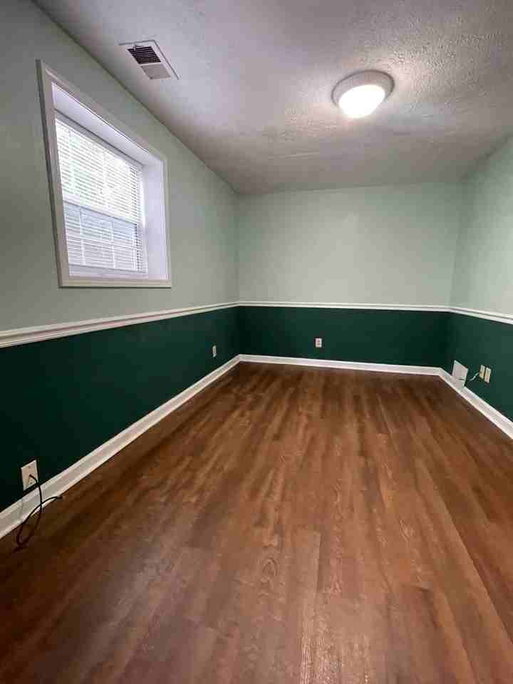 162 Tibbetts St - Photo 3 of 15