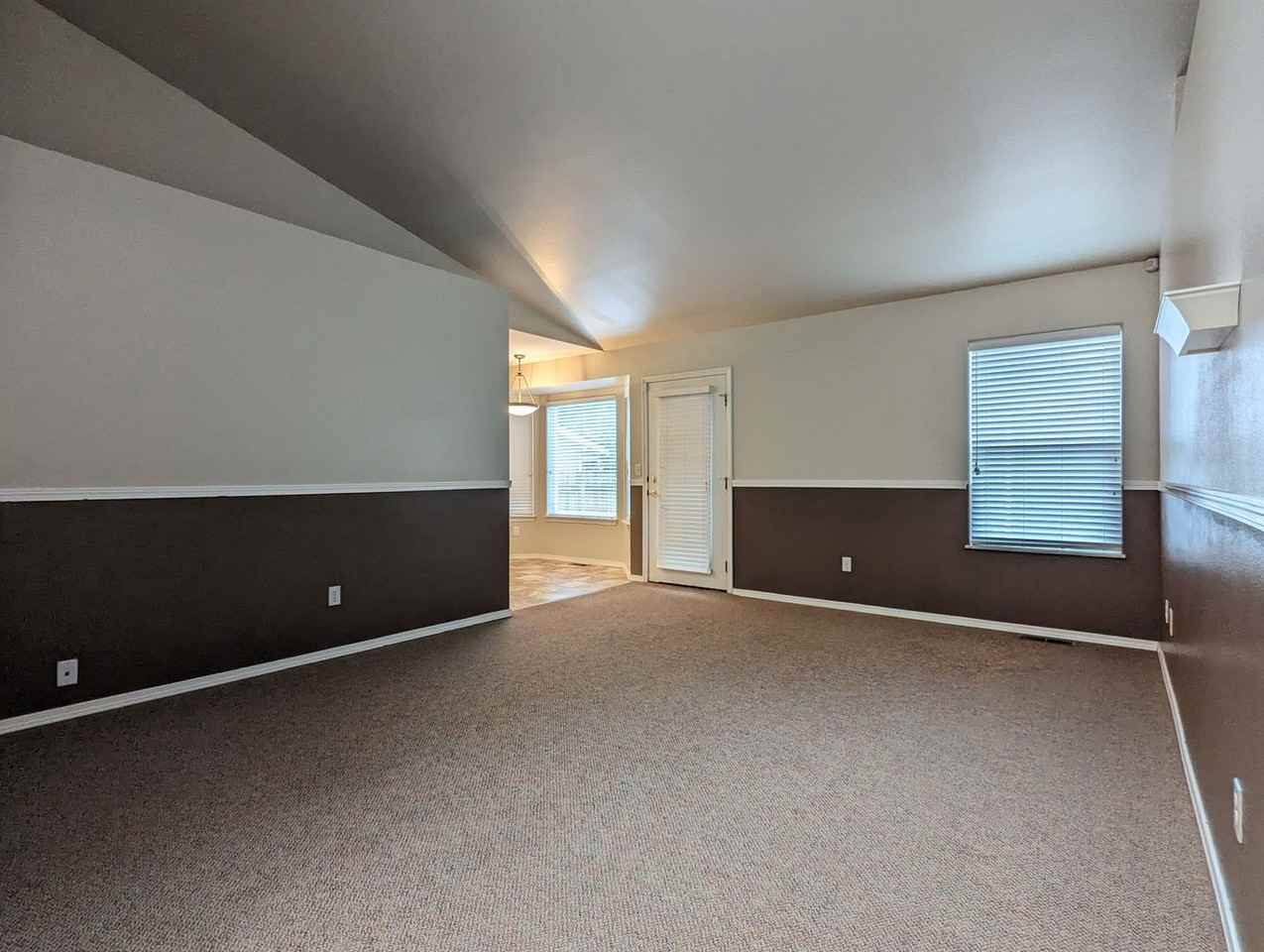 1502 90th Dr Ne - Photo 4 of 12