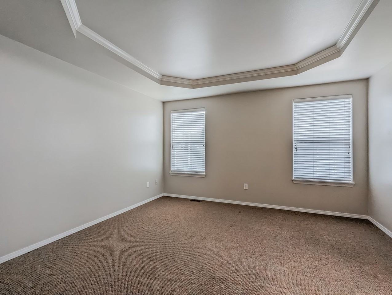 1502 90th Dr Ne - Photo 5 of 12