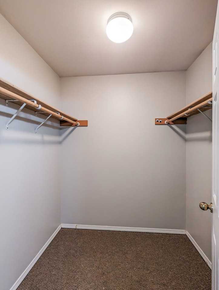 1502 90th Dr Ne - Photo 6 of 12