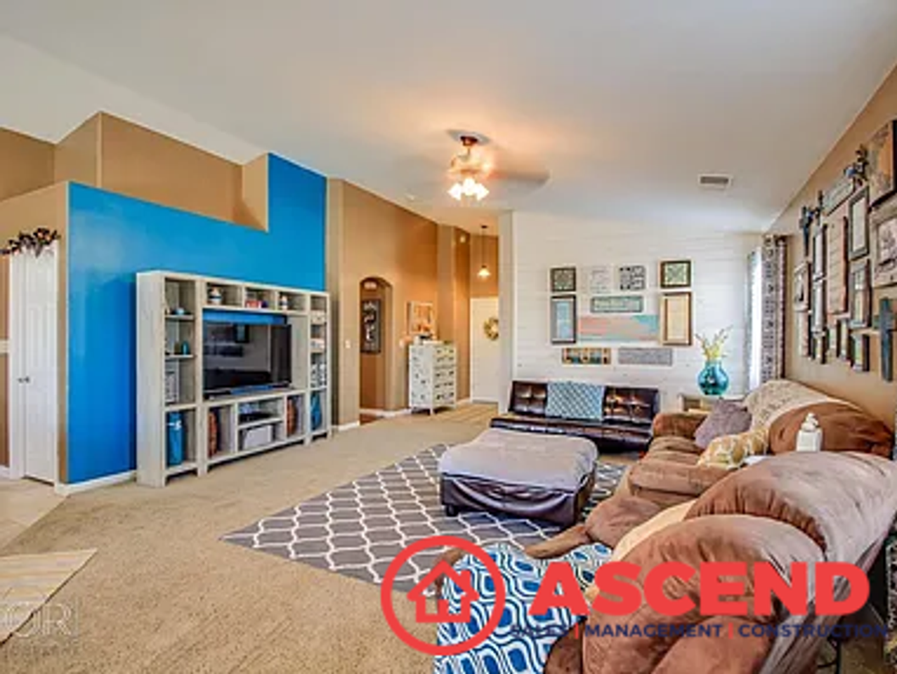 11828 Hyperion Ave - Photo 5 of 7