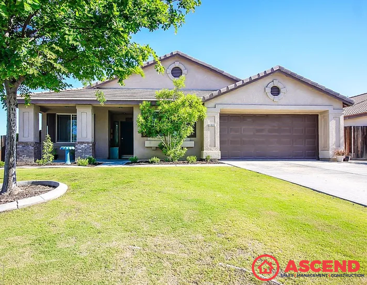 11828 Hyperion Ave - Photo 7 of 7