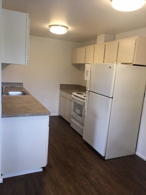 2223 Hawthorne St - Photo 3 of 9