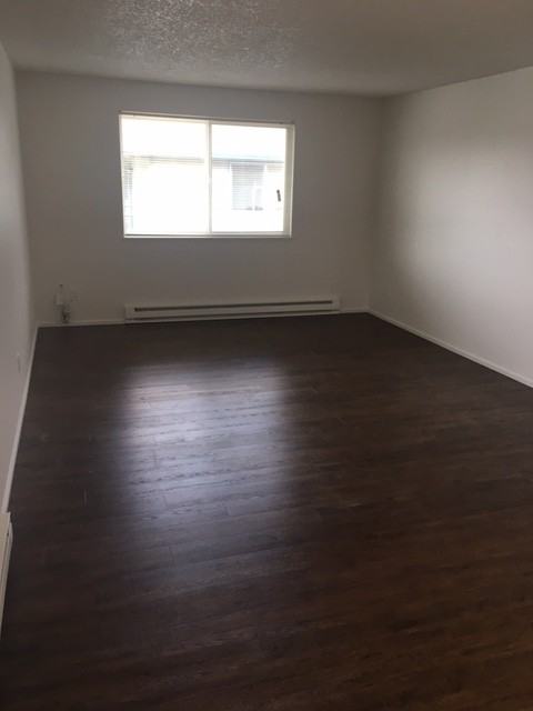2223 Hawthorne St - Photo 4 of 9