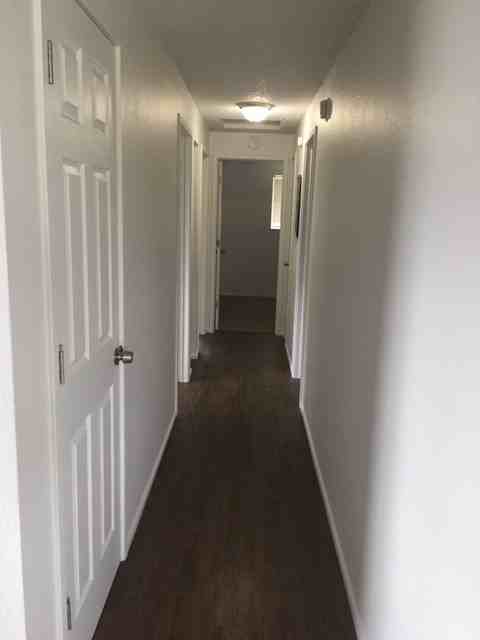 2223 Hawthorne St - Photo 5 of 9