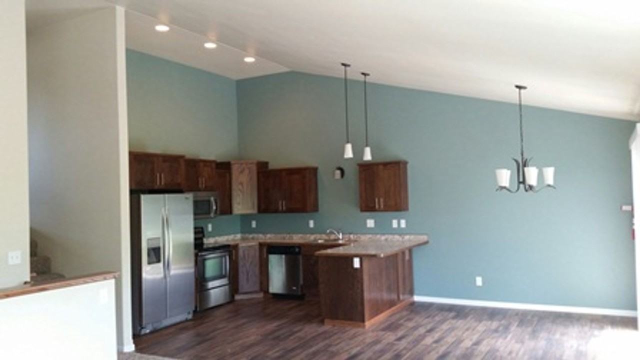 1445 44th Ave S - Photo 2 of 3