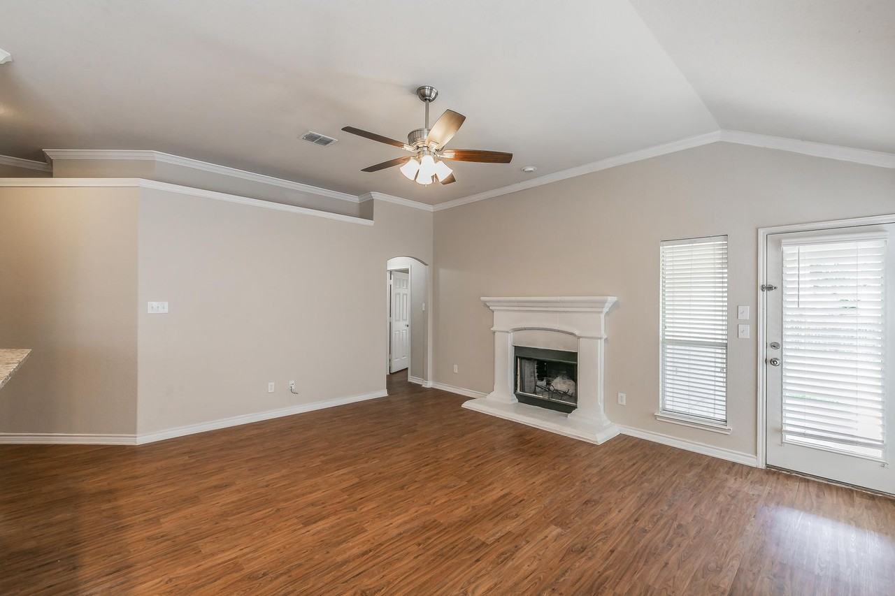 6141 Bowfin Dr - Photo 4 of 27
