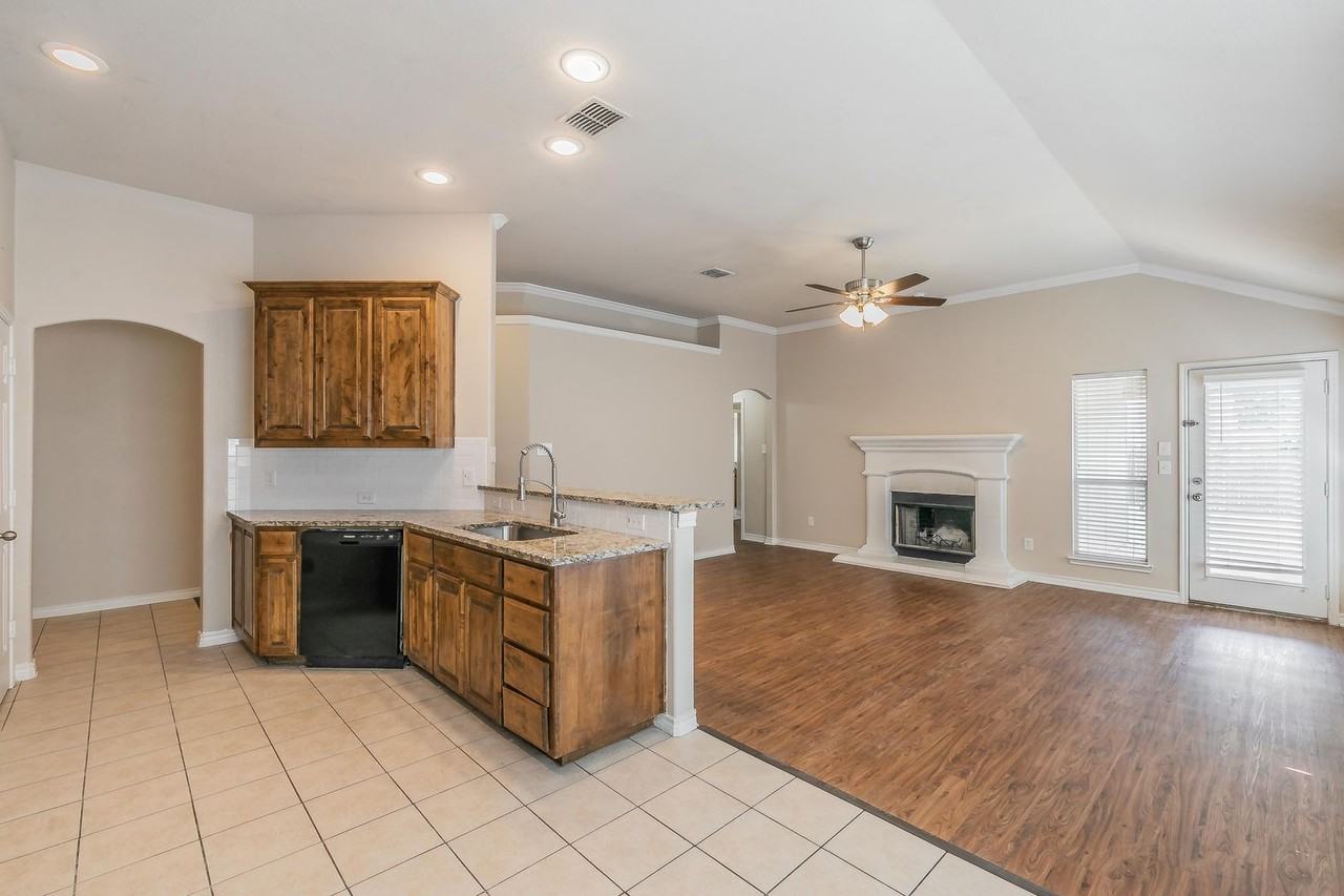 6141 Bowfin Dr - Photo 5 of 27