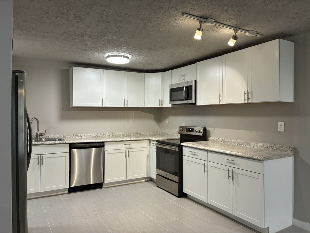 7510 Shadyvilla Ln #22 - Photo 7 of 19