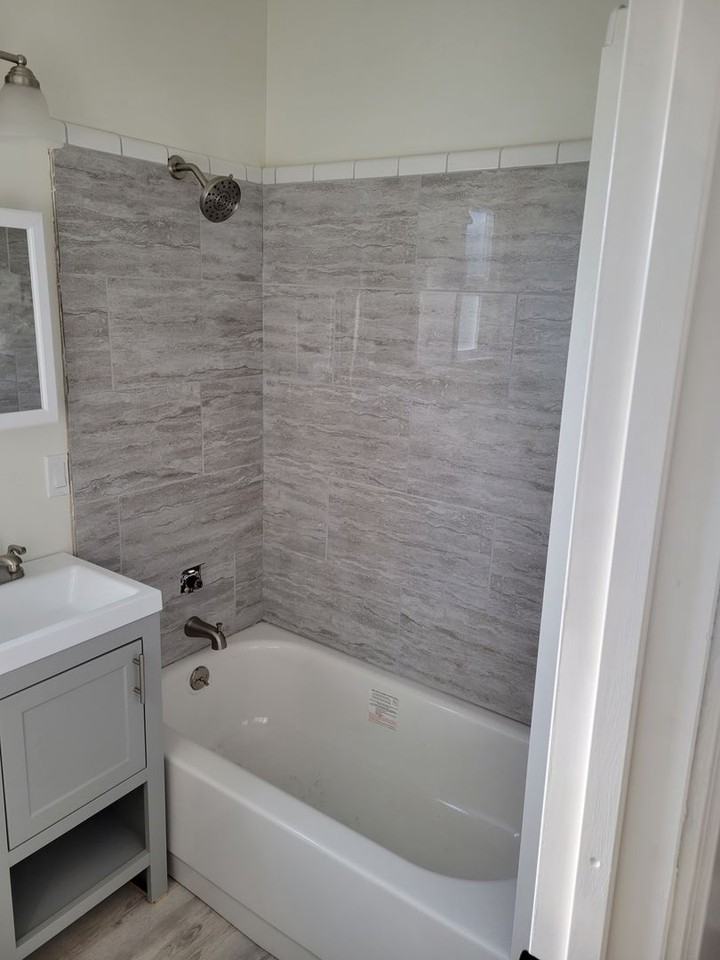 3346 1/2 Gassen Pl - Photo 3 of 9