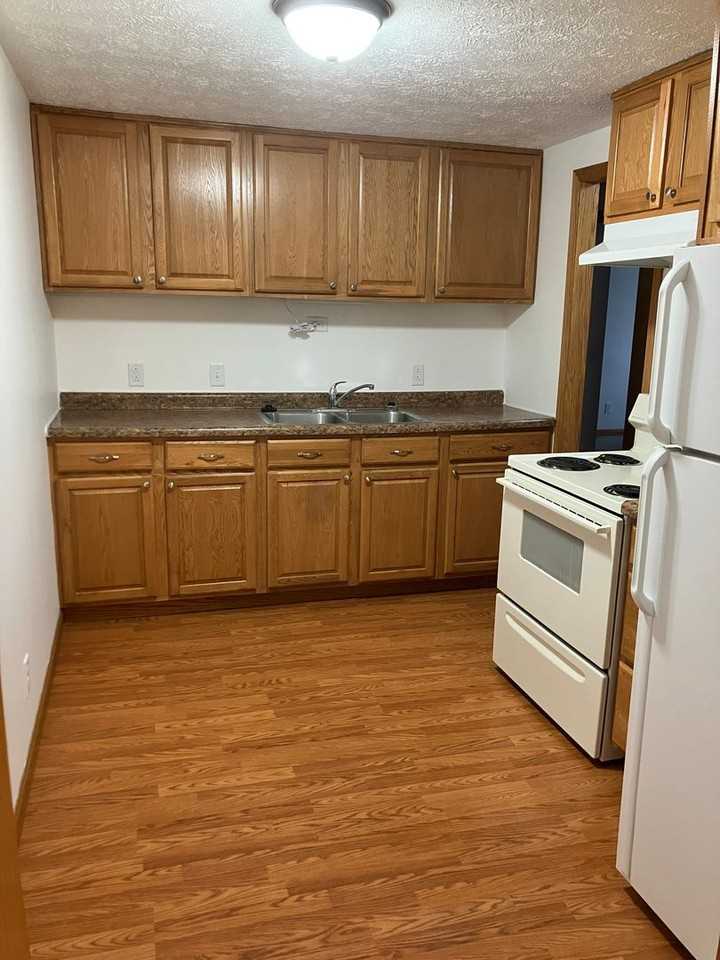 38 Meadowview Ter - Photo 2 of 18