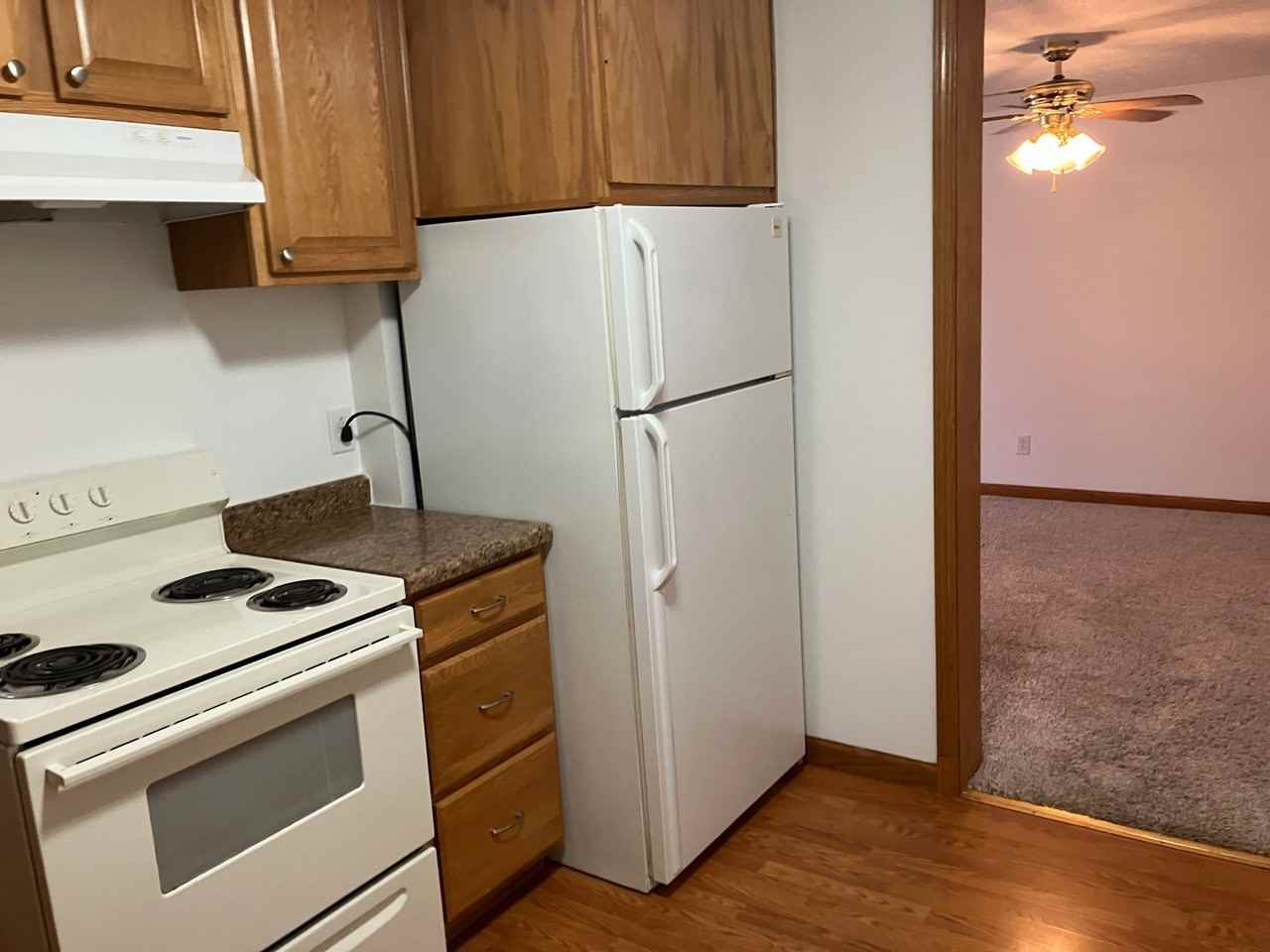 38 Meadowview Ter - Photo 3 of 18