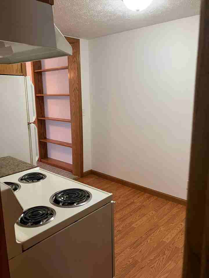 38 Meadowview Ter - Photo 4 of 18