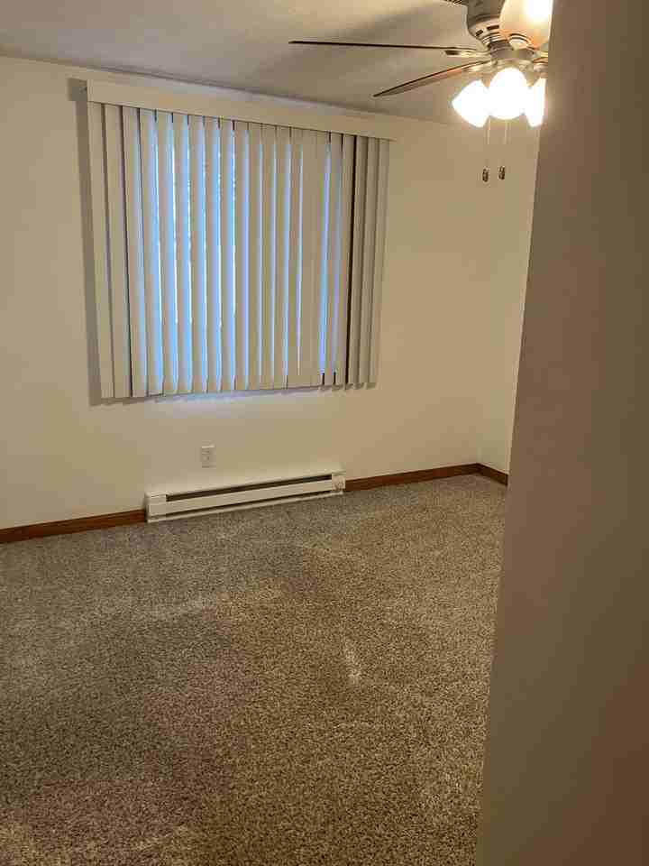 38 Meadowview Ter - Photo 7 of 18