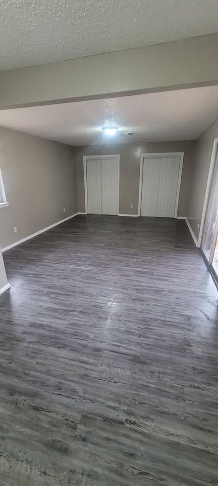 8609 N Harvey Ave - Photo 4 of 17