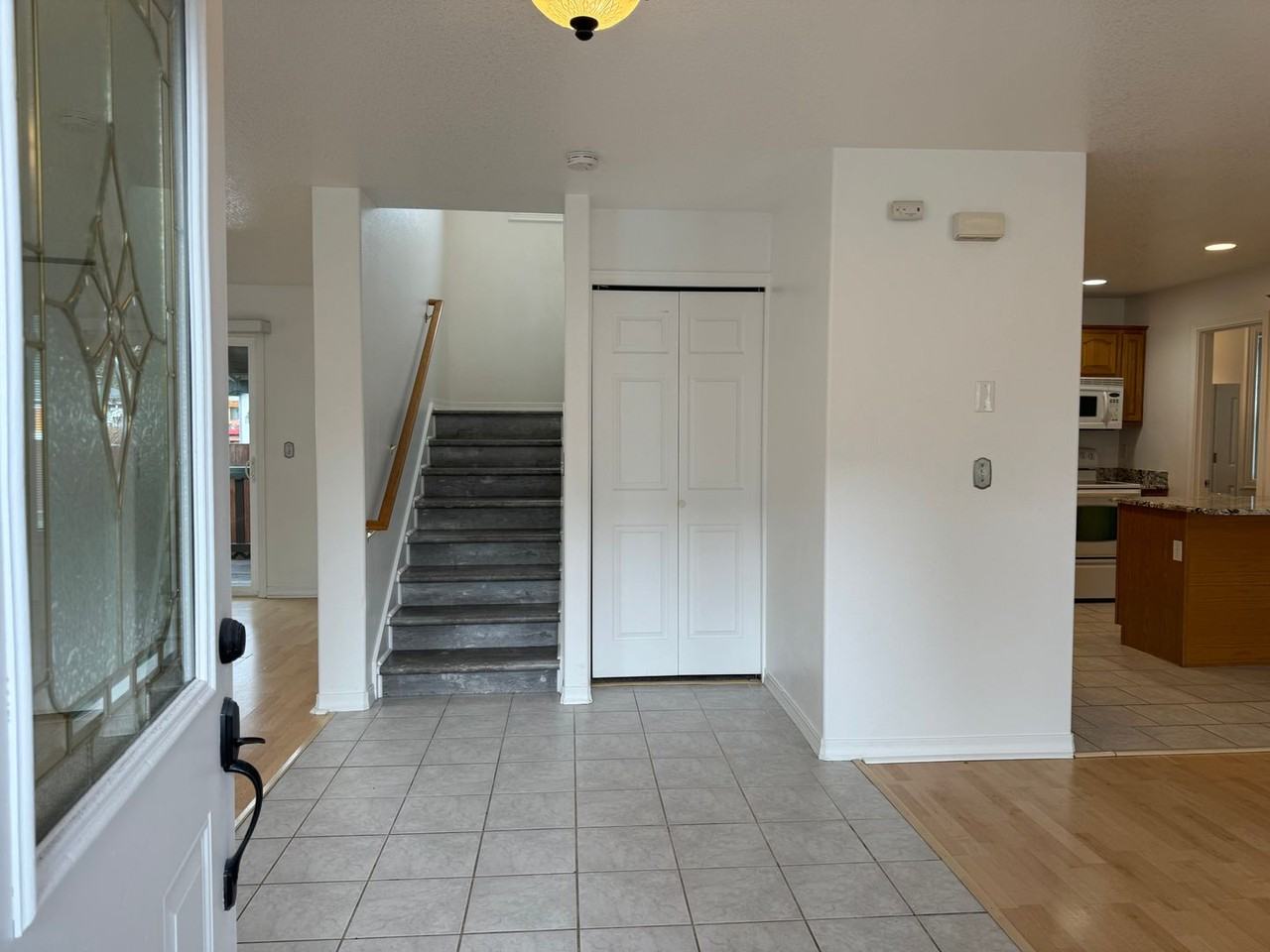 3657 Rivercrest Dr - Photo 2 of 40