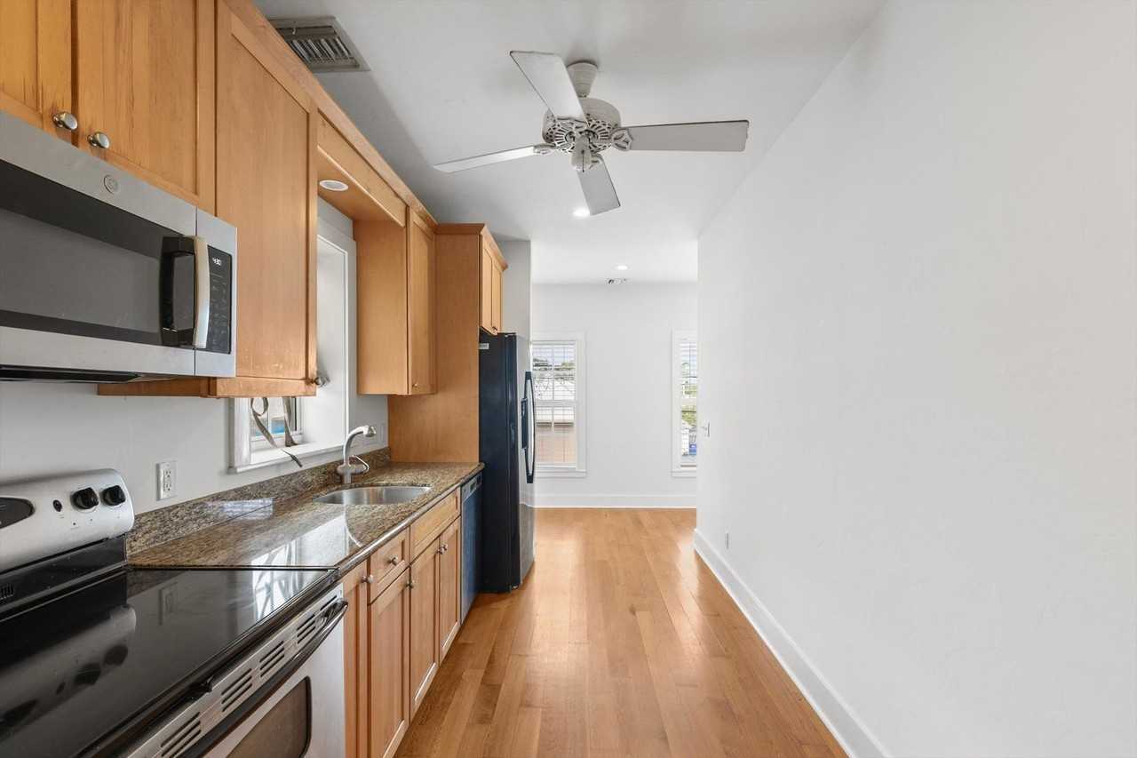 1108 White St - Photo 7 of 21