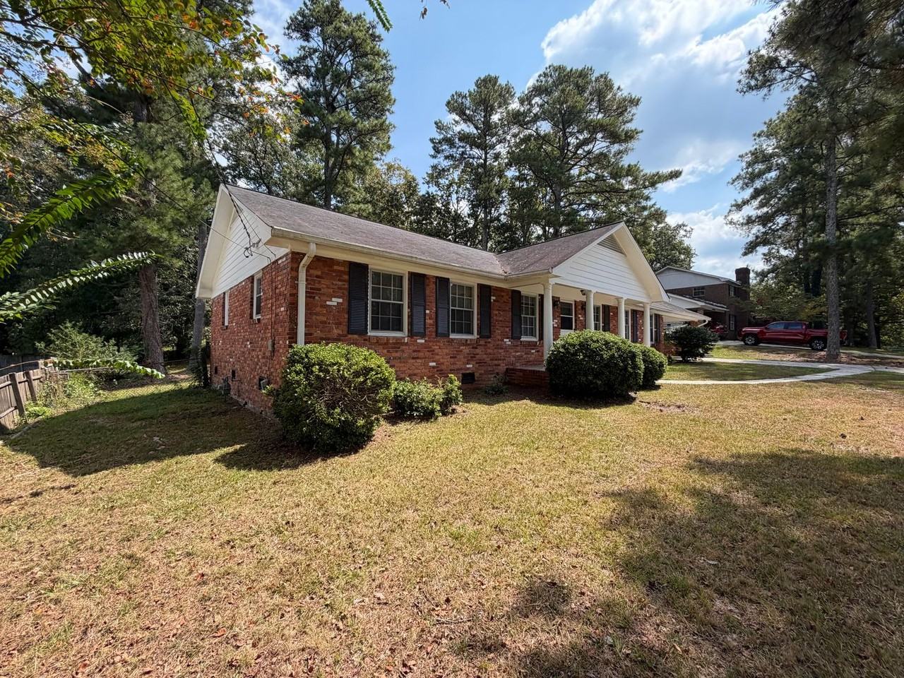 105 Coker Dr Sw - Photo 2 of 34