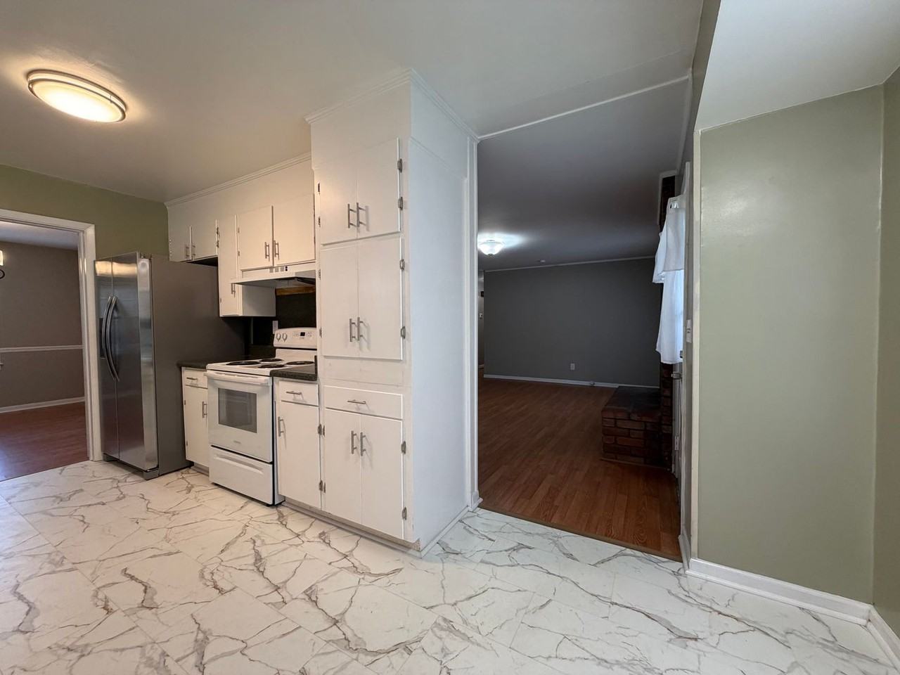 105 Coker Dr Sw - Photo 4 of 34