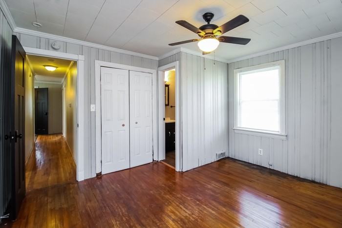 190 Euclid St - Photo 5 of 9