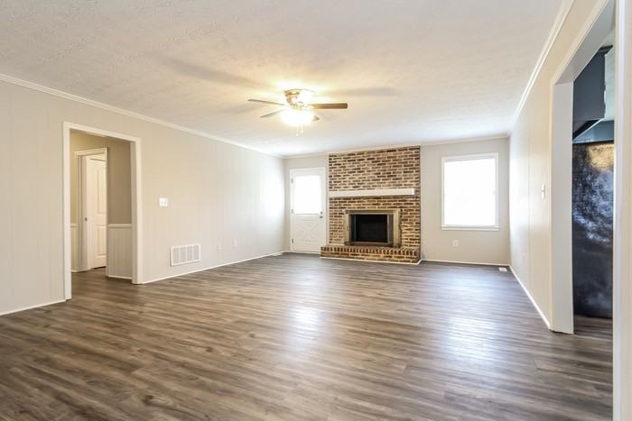 1202 Green Fern Dr - Photo 5 of 17