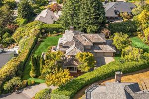 featured image of 9636 Ne 30th Pl