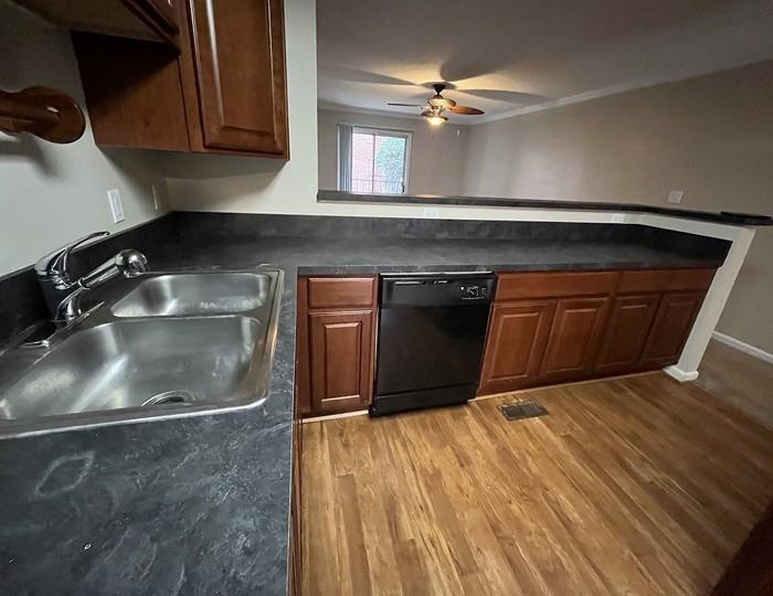 205 Westover Ave - Photo 7 of 18