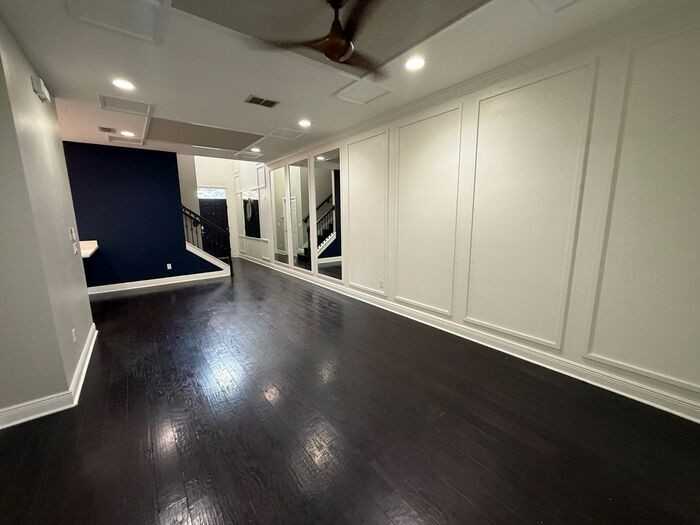 13504 Fountainbleau Dr - Photo 4 of 22