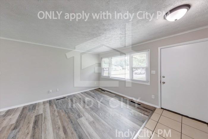 3013 Elmhurst Dr - Photo 5 of 28
