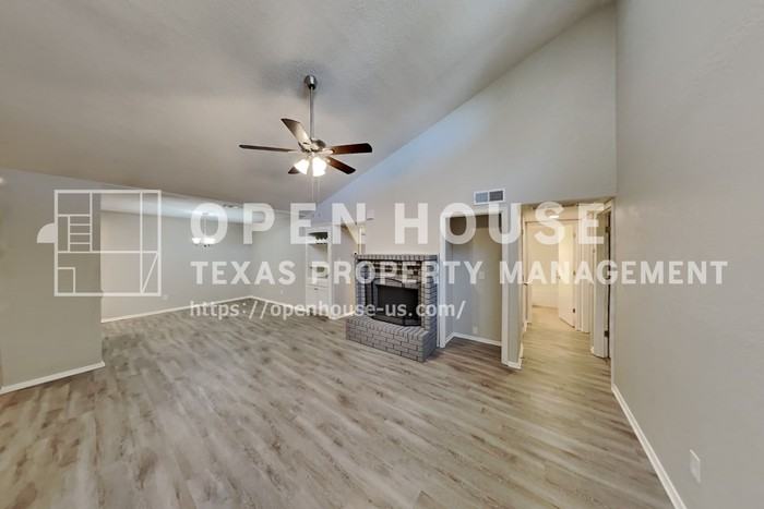 4404 Timber Run Dr - Photo 6 of 21