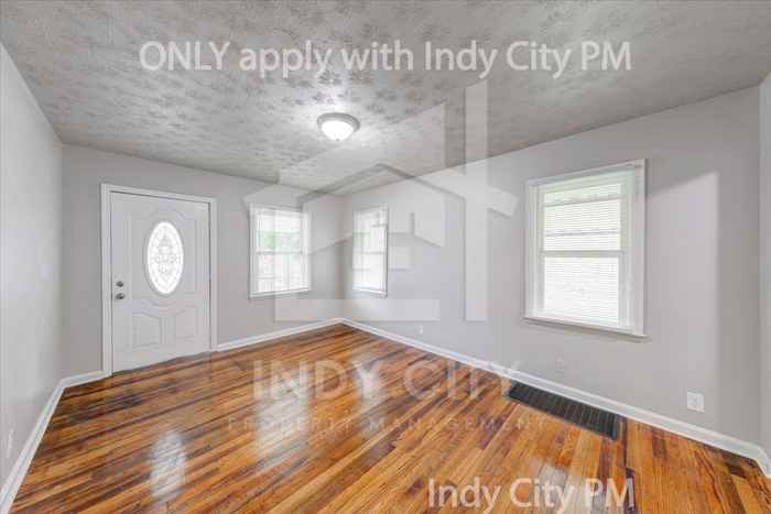 1019 S Holmes Ave - Photo 4 of 23