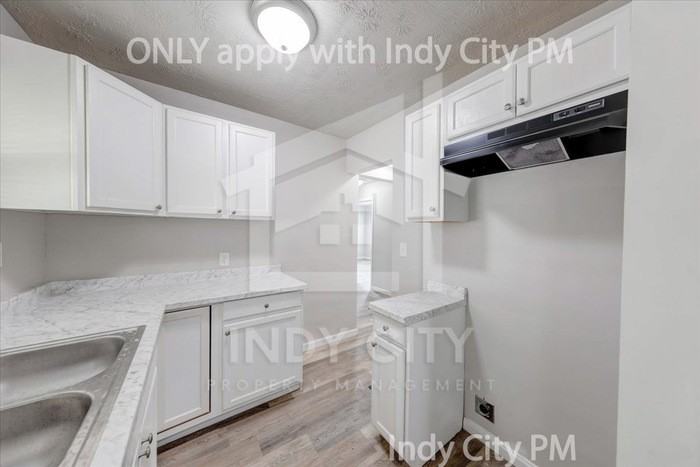 1019 S Holmes Ave - Photo 7 of 23
